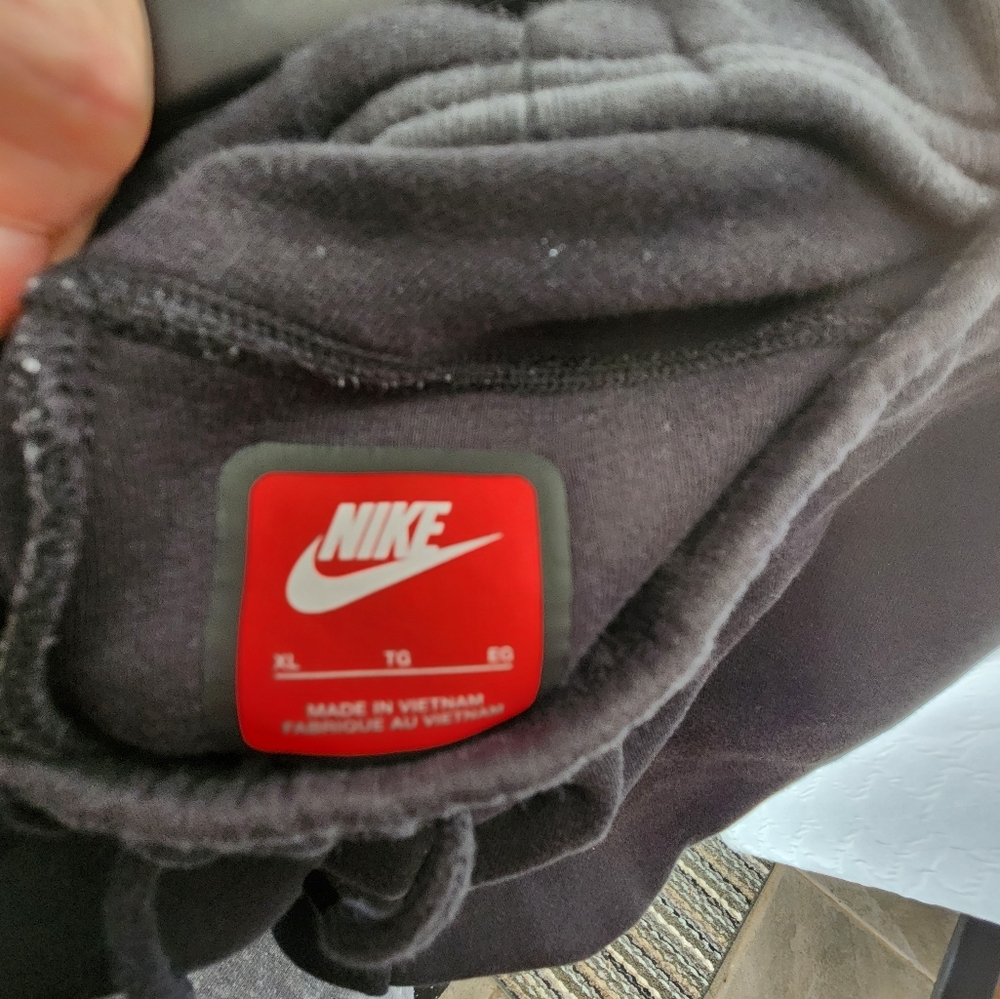 Nike Tech Sweatpants black Boys XL